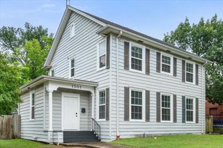 1301 W 2nd Avenue, Corsicana, TX 75110