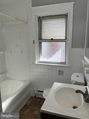 107 E 28TH ST, Wilmington, DE 19802
