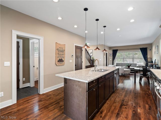 1427 Scenic Street, Lakewood, OH 44107