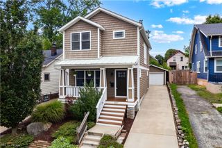 1427 Scenic Street, Lakewood, OH 44107
