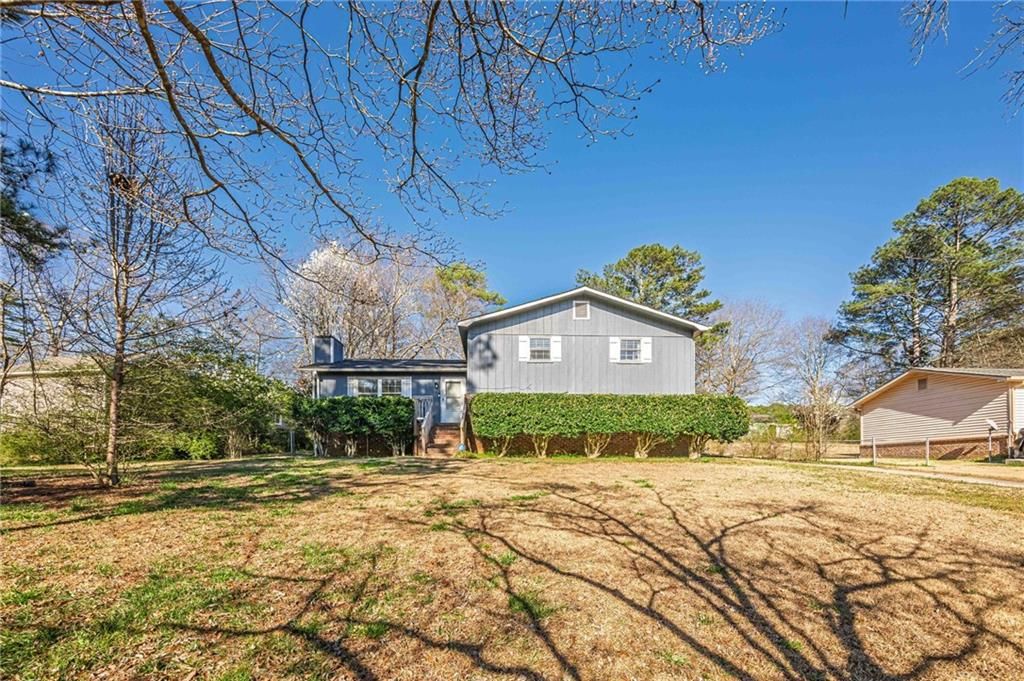 3006 Deshong Drive, Stone Mountain, GA 30087