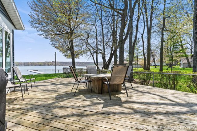 3185 Elmwood Beach Road, Middleville, MI 49333