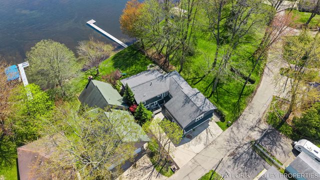 3185 Elmwood Beach Road, Middleville, MI 49333