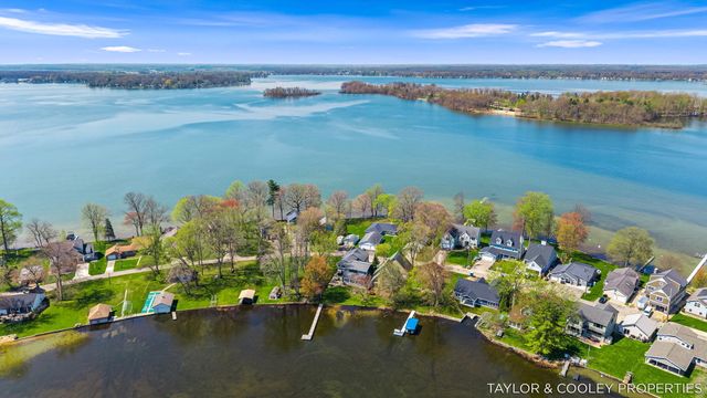 3185 Elmwood Beach Road, Middleville, MI 49333