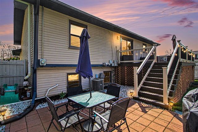 1607 Brookline Street, Canton, MI 48187