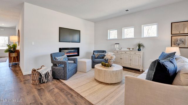 123 Harvest Dance Drive, Byhalia, MS 38611