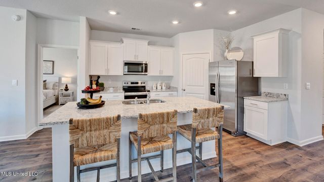 123 Harvest Dance Drive, Byhalia, MS 38611