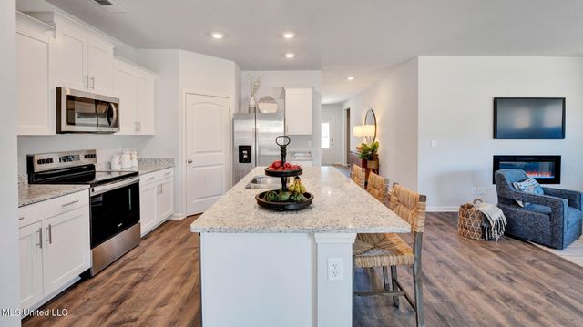 123 Harvest Dance Drive, Byhalia, MS 38611