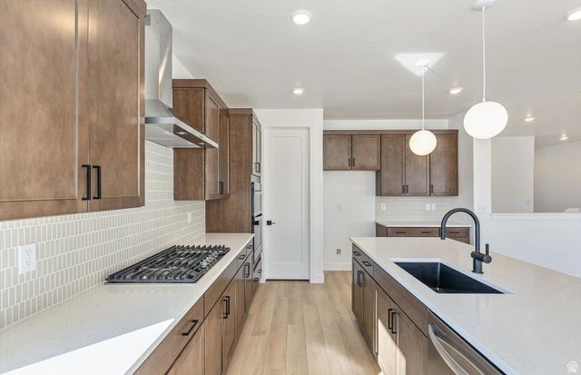 1018 E 250 S, Salem, UT 84653