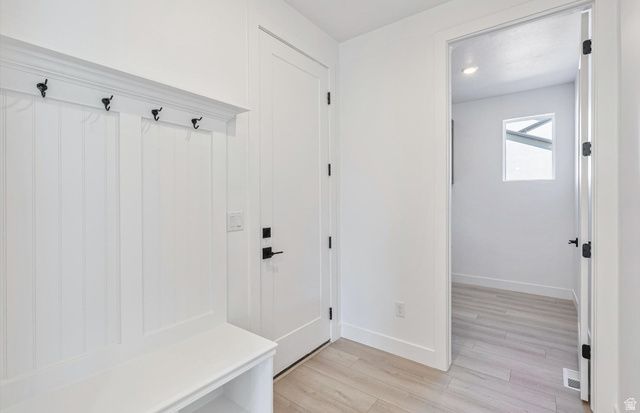 1018 E 250 S, Salem, UT 84653