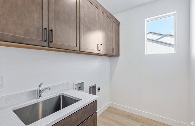 1018 E 250 S, Salem, UT 84653