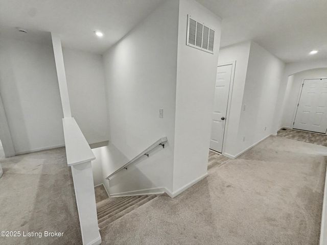 147 Blue Ridge Cir, Mt Washington, KY 40047