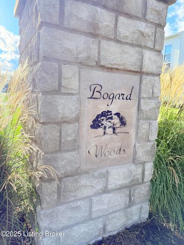 147 Blue Ridge Cir, Mt Washington, KY 40047