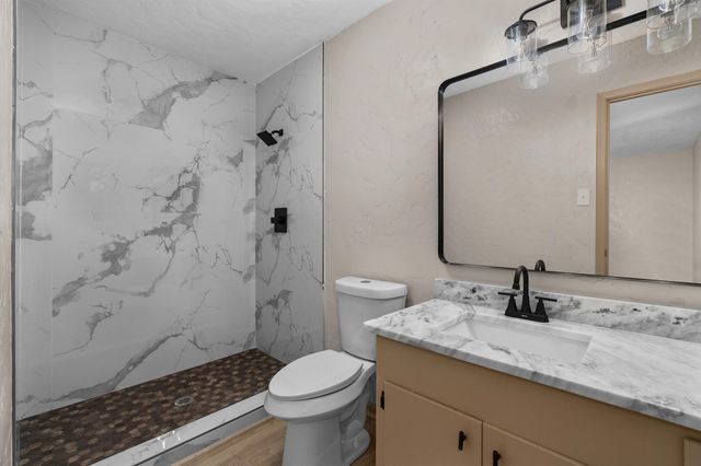 1908 Idylwood Dr, Kilgore, TX 75662