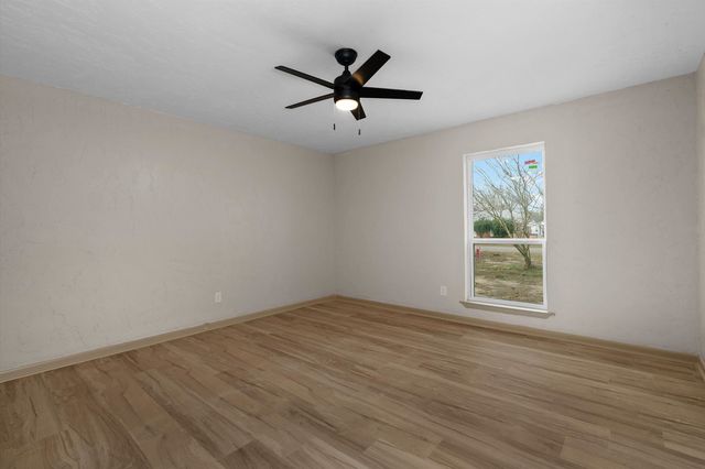 1908 Idylwood Dr, Kilgore, TX 75662