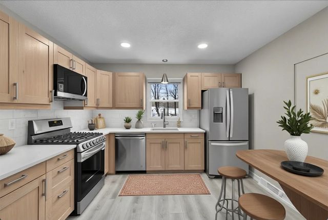 1621 4th Avenue, Newport, MN 55055