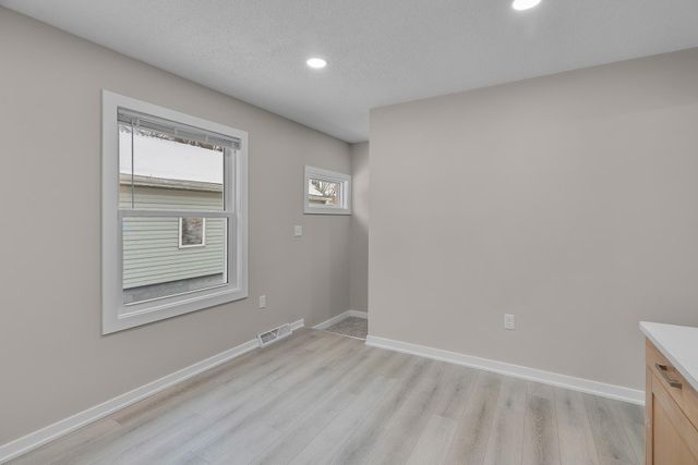 1621 4th Avenue, Newport, MN 55055