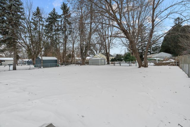 1621 4th Avenue, Newport, MN 55055