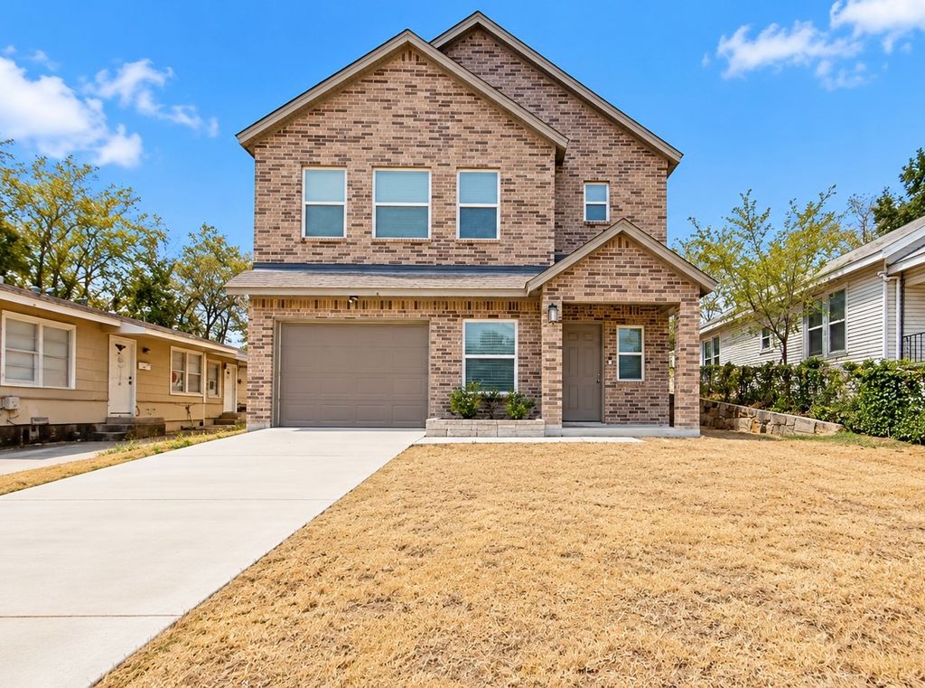 2407 Lee Avenue, Fort Worth, TX 76164 — exterior