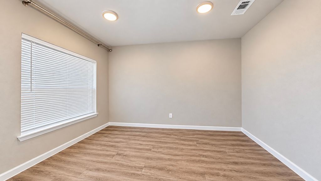 2407 Lee Avenue, Fort Worth, TX 76164 — photo 4