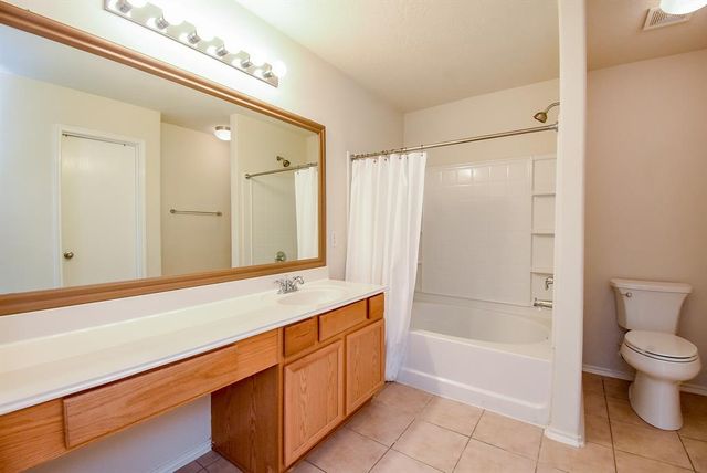 2715 Trinity Glen Lane, Houston, TX 77047