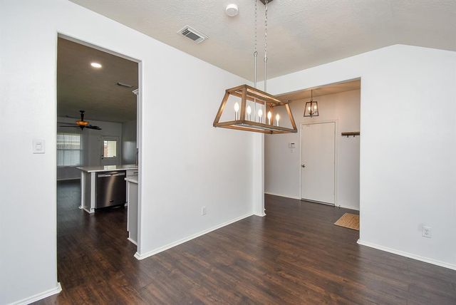 2715 Trinity Glen Lane, Houston, TX 77047
