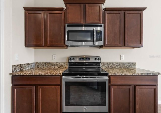 1504 OAK POND STREET, Ruskin, FL 33570