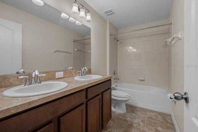 1504 OAK POND STREET, Ruskin, FL 33570