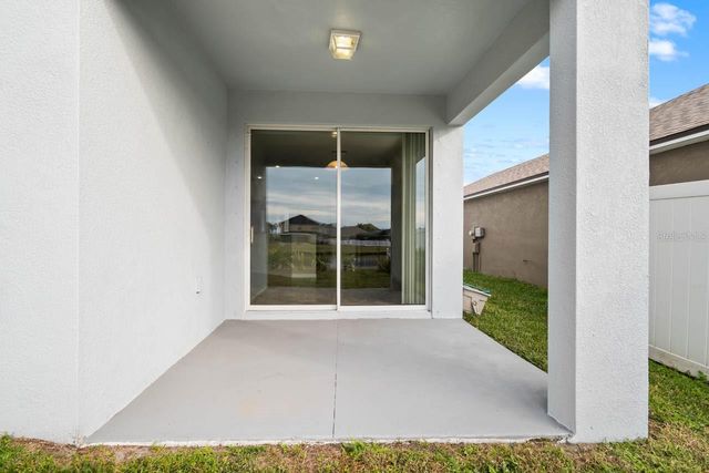 1504 OAK POND STREET, Ruskin, FL 33570