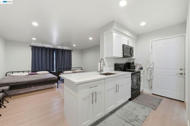 30979 Granger Ave, Union City, CA 94587