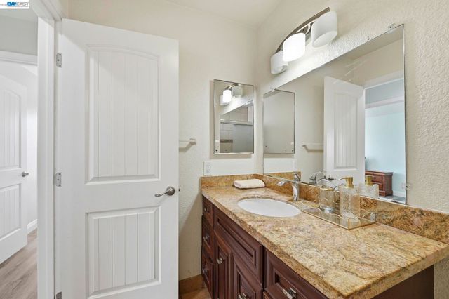 30979 Granger Ave, Union City, CA 94587