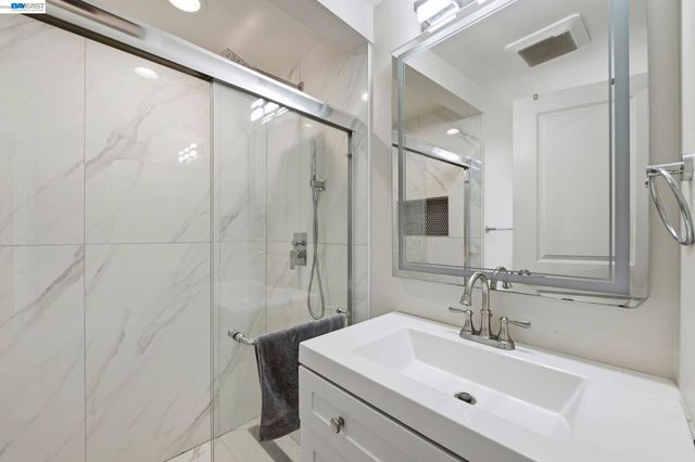 30979 Granger Ave, Union City, CA 94587