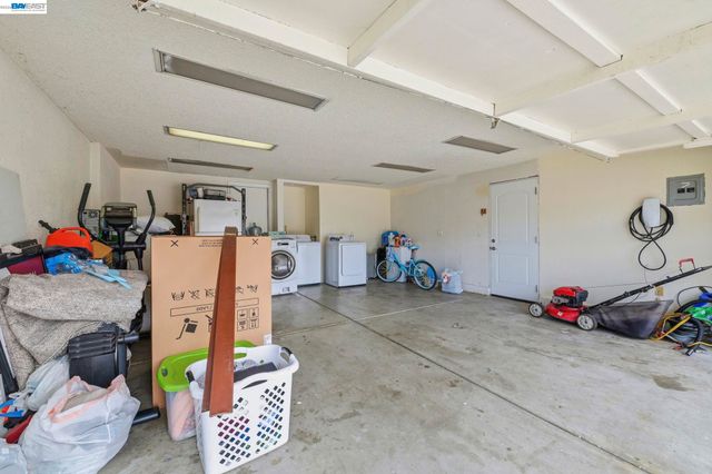 30979 Granger Ave, Union City, CA 94587
