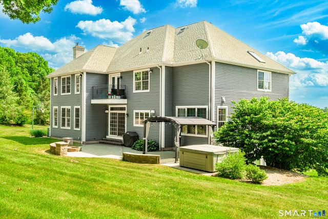 32 Pease Farm Road, Ellington, CT 06029