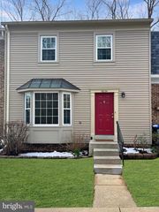 6224 MOCKINGBIRD POND TER, Burke, VA 22015