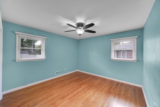 8939 Parrish Avenue, Highland, IN 46322