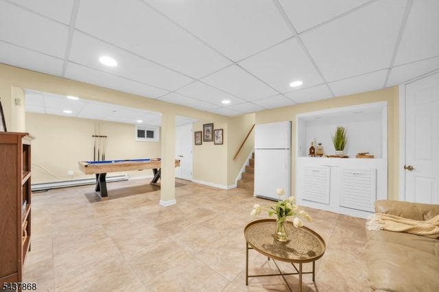 184 Andover Dr, Wayne Twp., NJ 07470