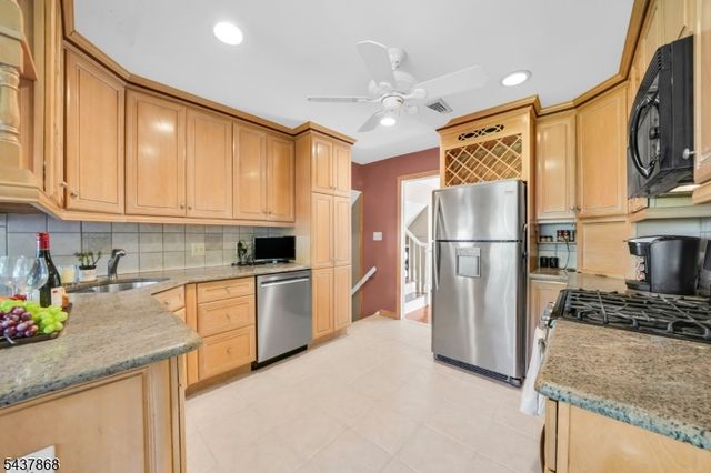 184 Andover Dr, Wayne Twp., NJ 07470