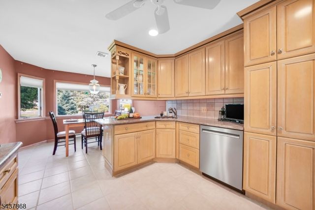 184 Andover Dr, Wayne Twp., NJ 07470