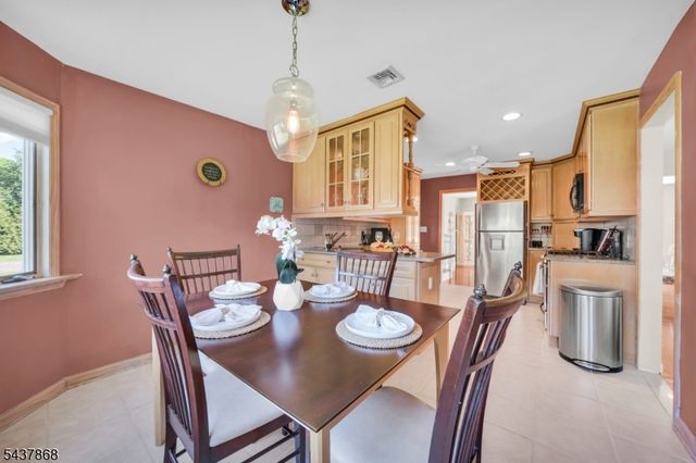 184 Andover Dr, Wayne Twp., NJ 07470