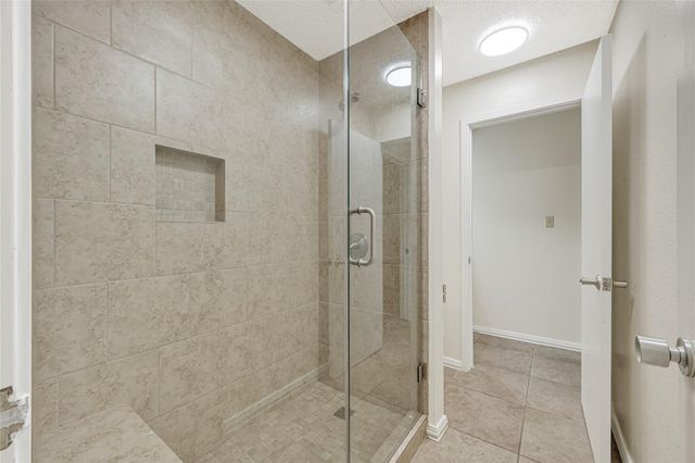 3123 Woodland Court, La Porte, TX 77571