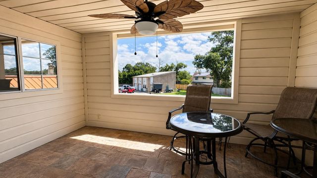 3123 Woodland Court, La Porte, TX 77571