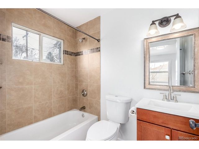 1920 Carrol Ct, Thornton, CO 80229