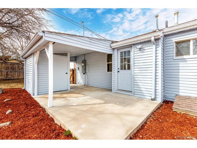 1920 Carrol Ct, Thornton, CO 80229