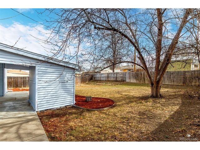 1920 Carrol Ct, Thornton, CO 80229