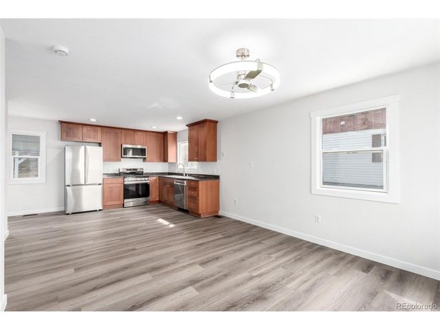 1920 Carrol Ct, Thornton, CO 80229