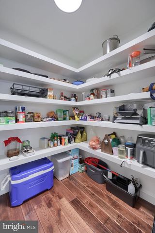 354 W CHARLOTTE ST, Millersville, PA 17551