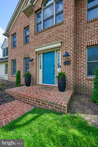 354 W CHARLOTTE ST, Millersville, PA 17551