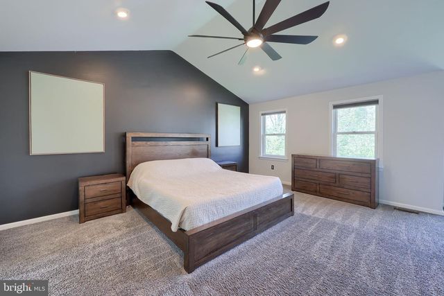 354 W CHARLOTTE ST, Millersville, PA 17551