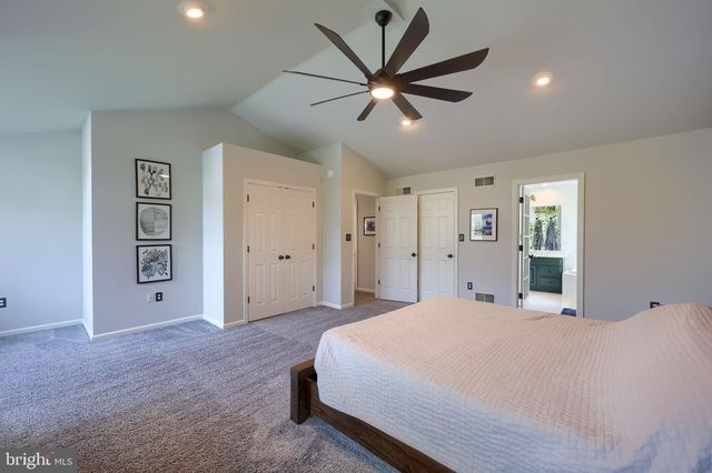 354 W CHARLOTTE ST, Millersville, PA 17551